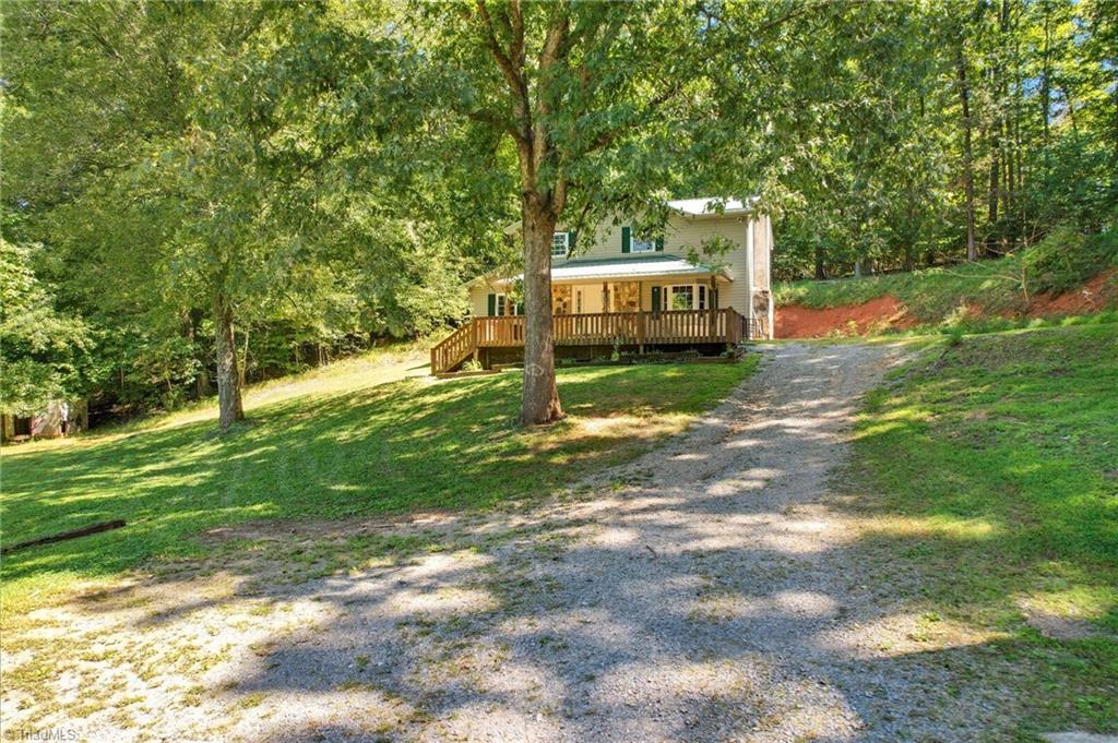 420 Settle Road Ronda, NC 28670 - Photo 2 of 31 Gallery Image 2