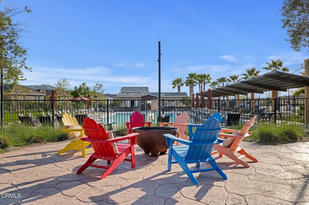 1991 Pomegranate Street Santa Paula, CA 93060 - Photo 44 of 46 a chairs and tables in the patio