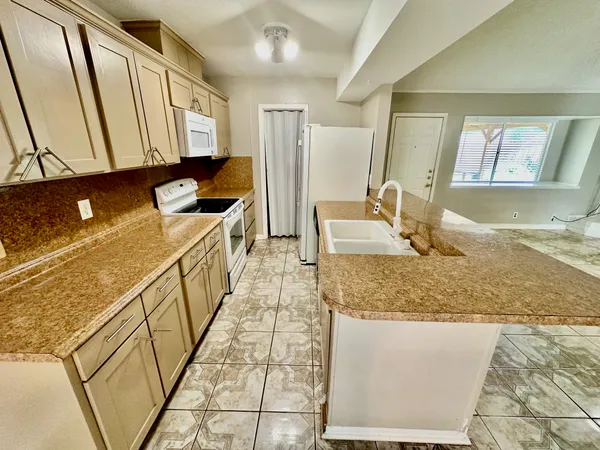 $1,799 | 7238 Woodfern Drive, Houston, TX 77040