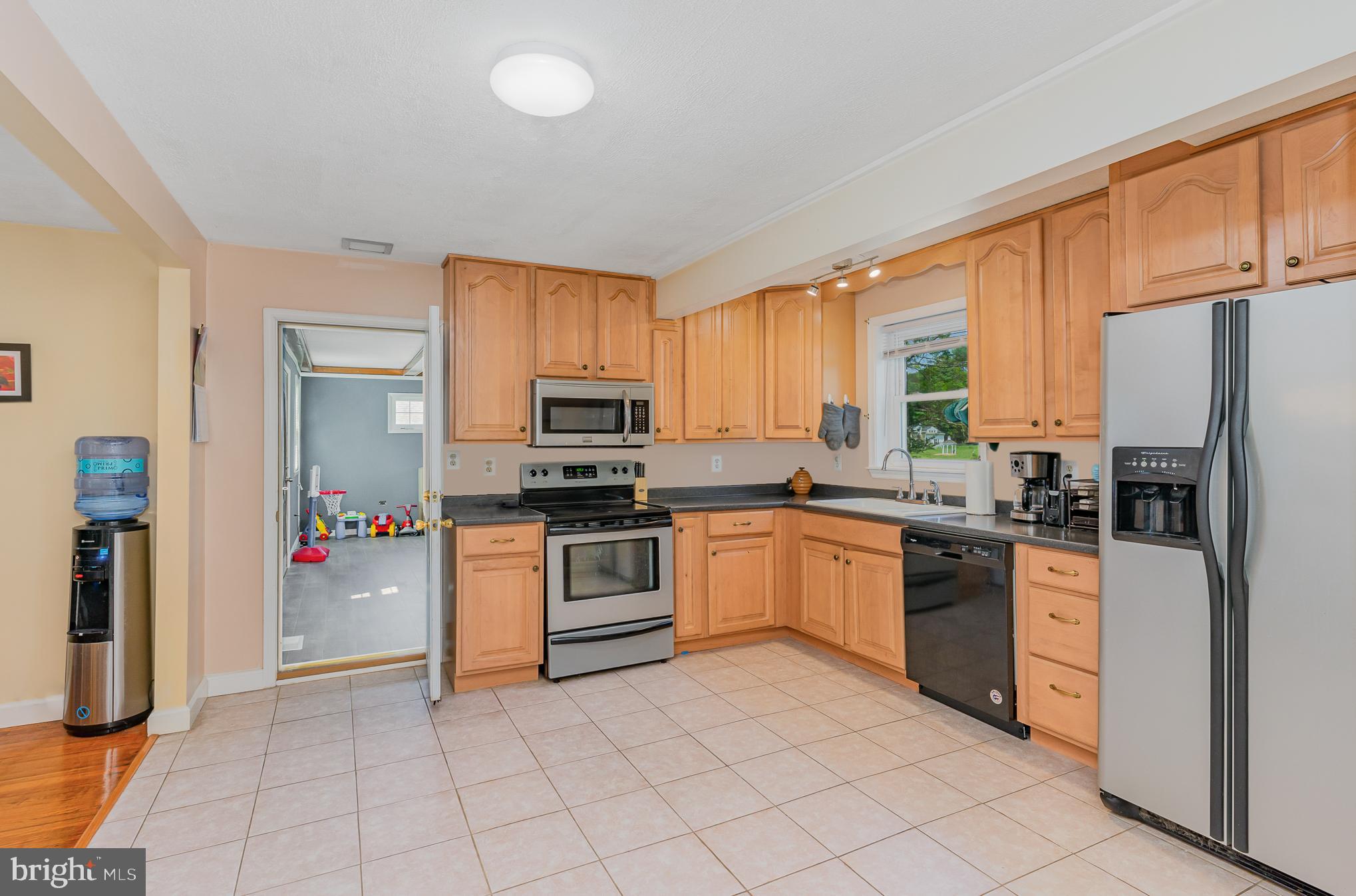 12526 Harford Road Hydes, MD 21082 - Photo 12 of 30 Kitchen