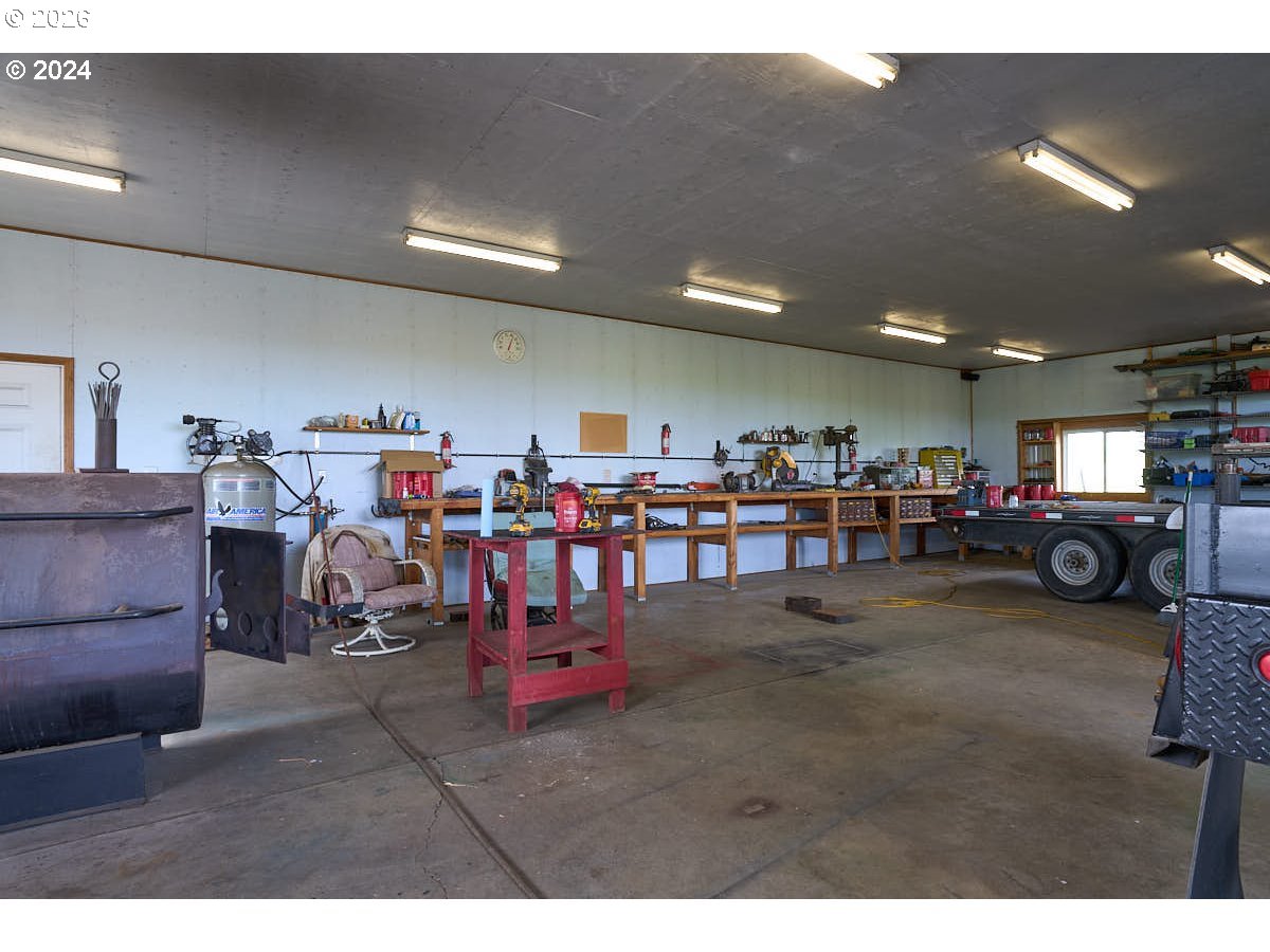 76014 Highway 82 Elgin, OR 97827 - Photo 25 of 35