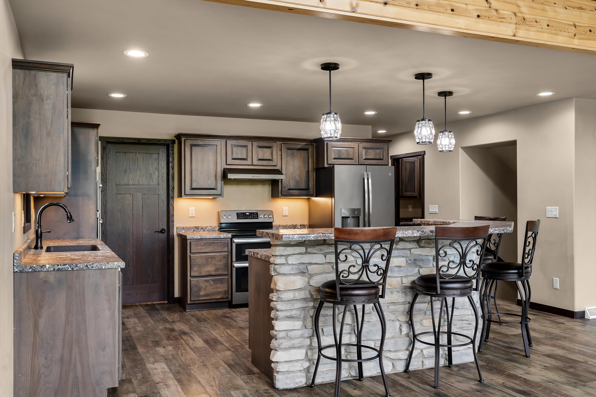 W25377 Park Road Trempealeau, WI 54661 - Photo 19 of 69 KITCHEN