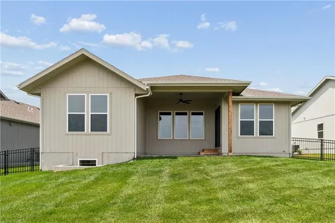 $569,900 | 17120 West 168th Place, Olathe, KS 66062