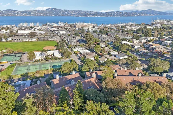 $549,000 | 81 Anchorage Road, Sausalito, CA 94965
