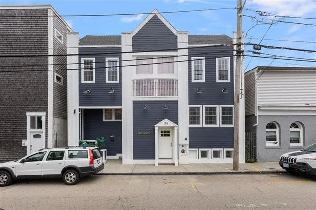 $2,750 | 38 Dr Marcus Wheatland Boulevard, Unit 5, Newport, RI 02840