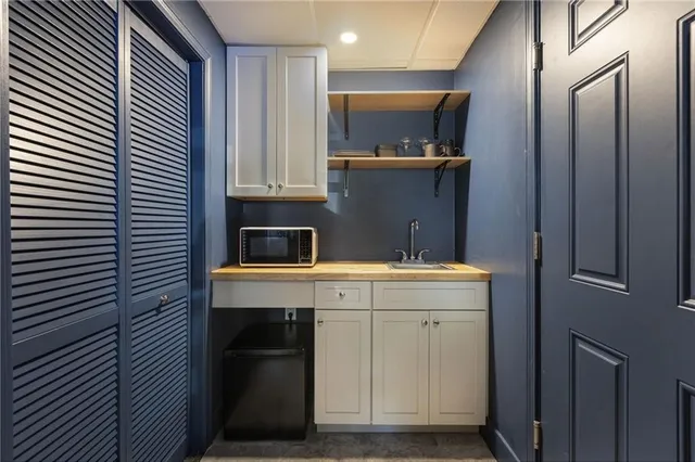 $2,750 | 38 Dr Marcus Wheatland Boulevard, Unit 5, Newport, RI 02840