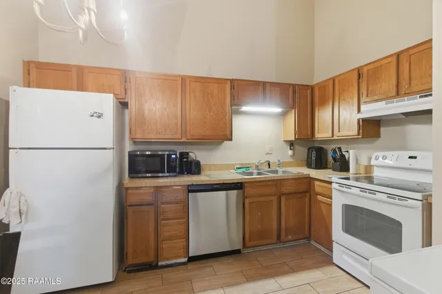 $105,000 | 100 Teal Lane, Unit 7, Lafayette, LA 70507