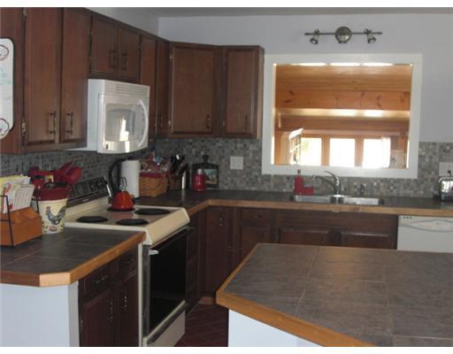 117 Lebanon Road Winterport, ME 04496 - Photo 4 of 19 Kitchen.