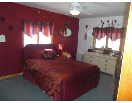 117 Lebanon Road Winterport, ME 04496 - Photo 8 of 19 Bedroom.