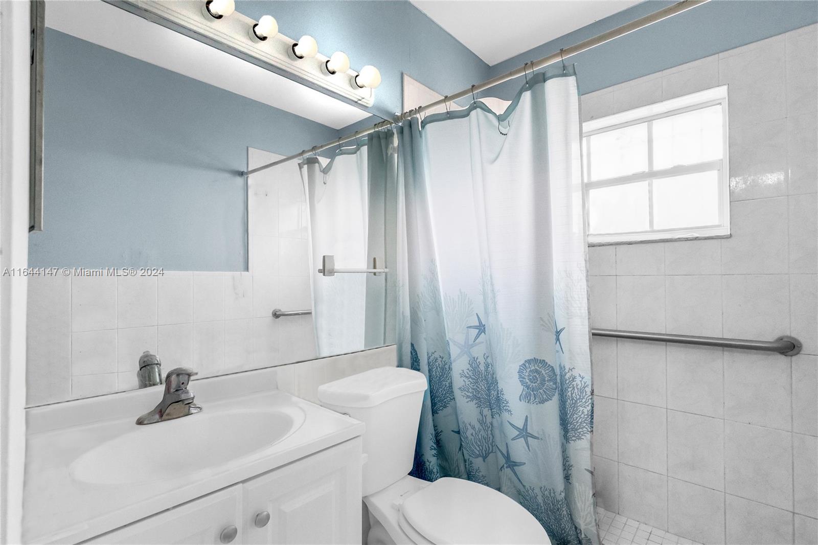 15260 Southwest 300th Street Homestead, FL 33033 - Photo 14 of 21 Gallery Image 14