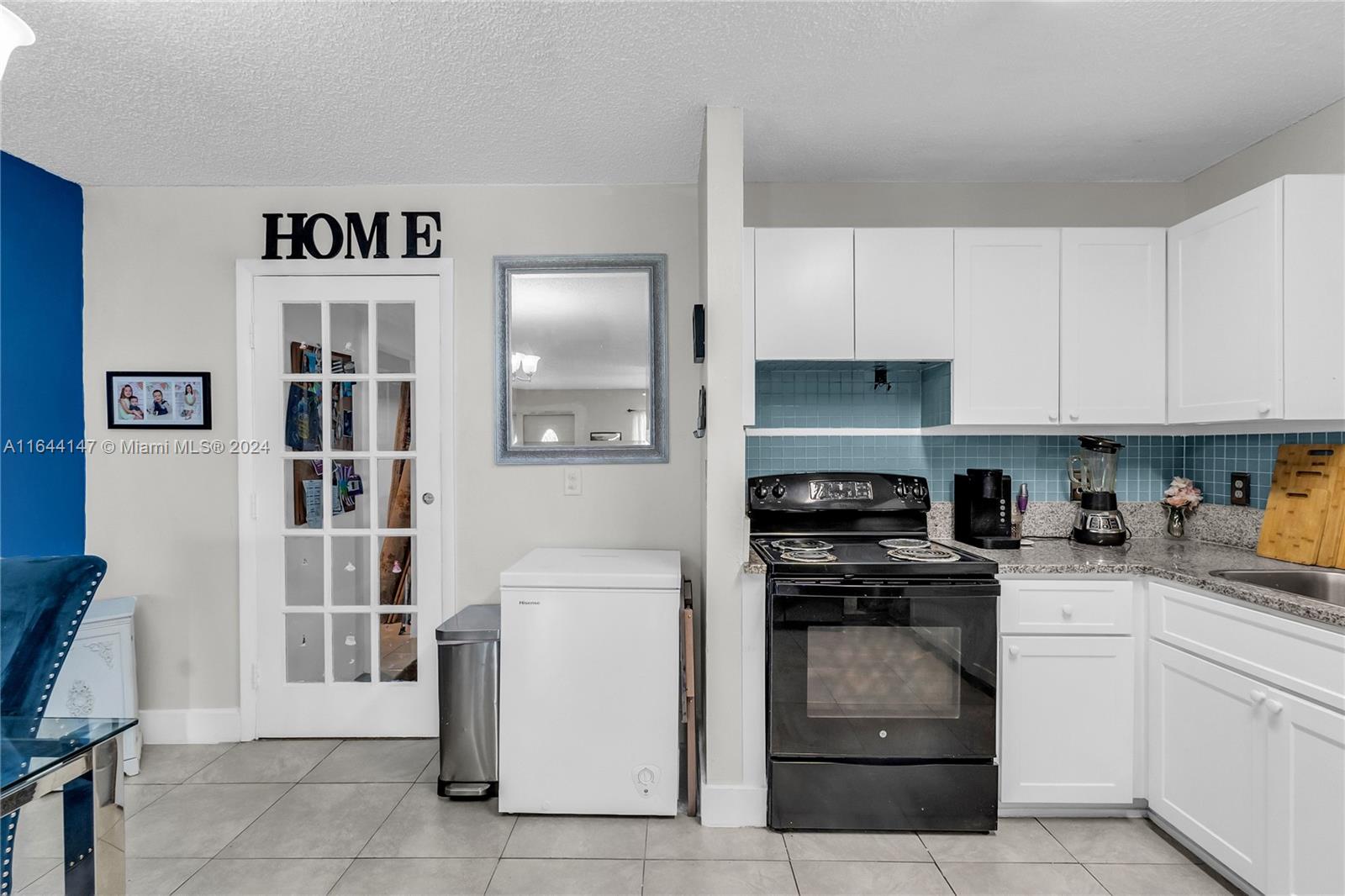 15260 Southwest 300th Street Homestead, FL 33033 - Photo 7 of 21 Gallery Image 7