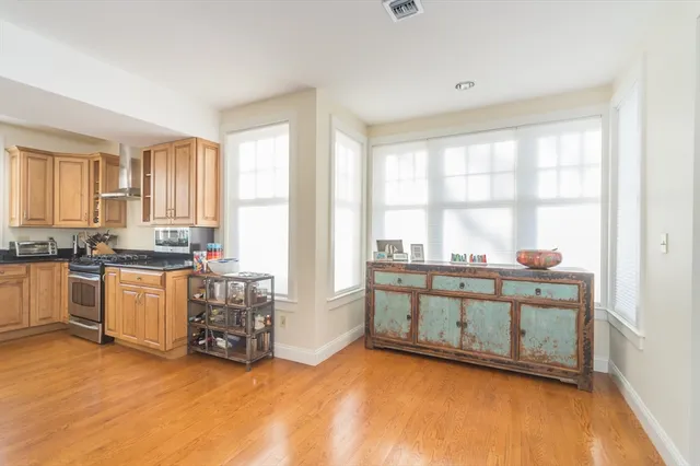 $7,950 | 53 Winslow Road, Unit A, Brookline, MA 02446