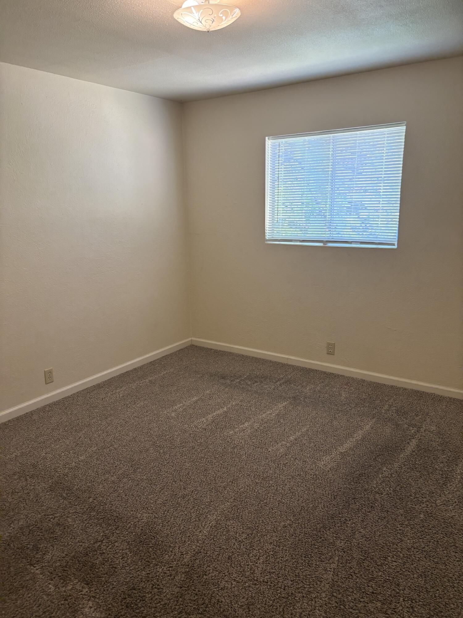 3540 Ricardo Avenue Redding, CA 96002 - Photo 5 of 12 A9A9ADCC-EF02-4EE4-A962-95899077EC11