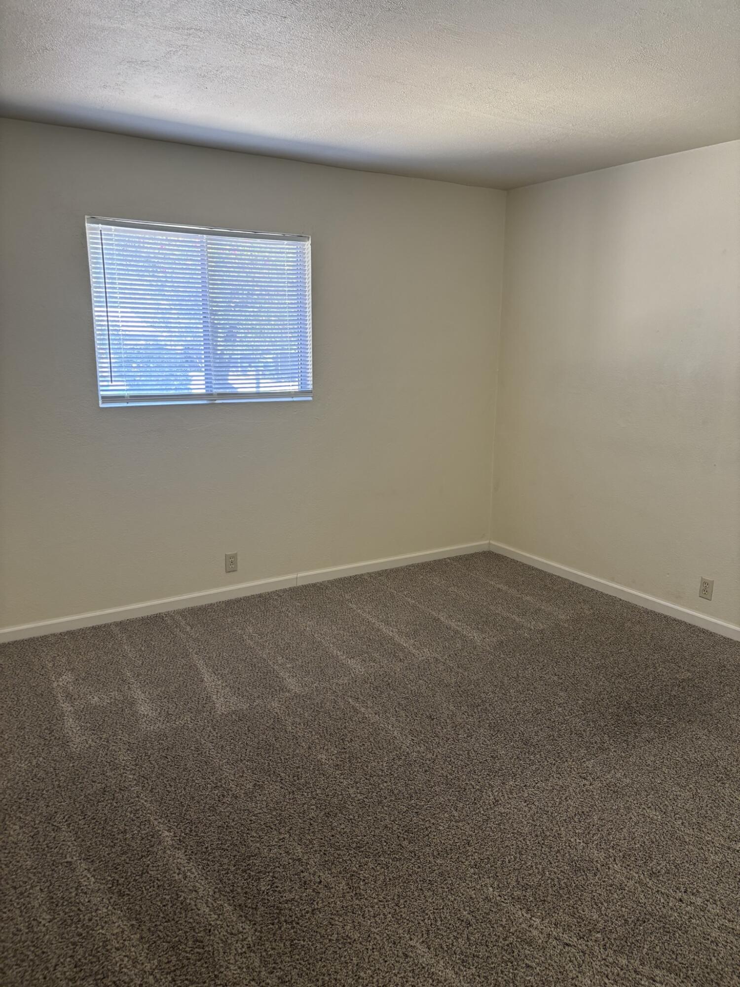 3540 Ricardo Avenue Redding, CA 96002 - Photo 6 of 12 06D39960-0215-4FE6-B559-5EC40F0AA734