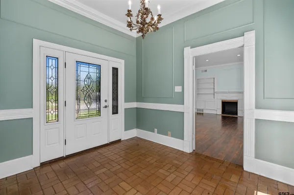 $349,000 | 326 East Main Street, Henderson, TX 75652