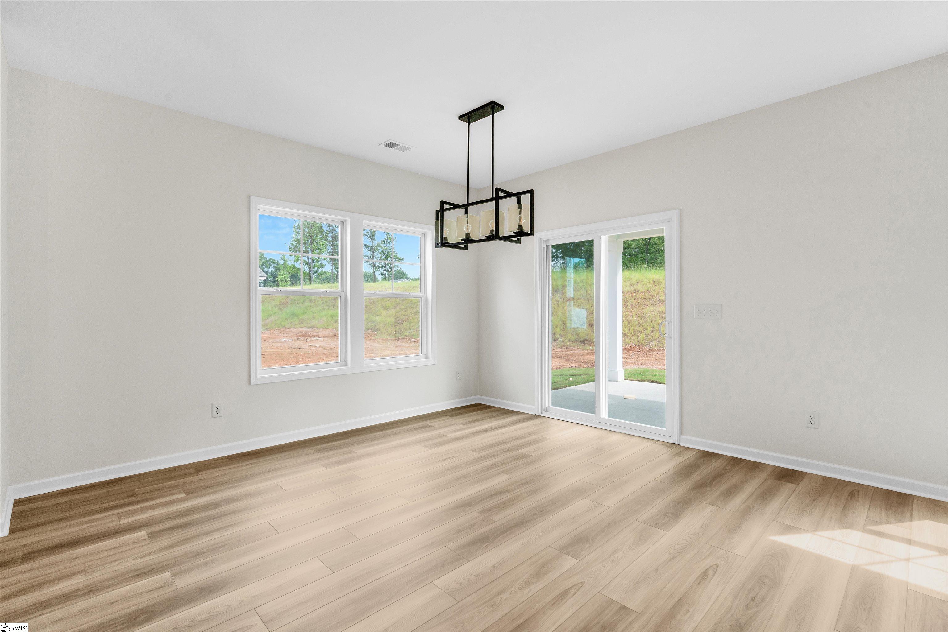 136 Hunter Ridge Drive Boiling Springs, SC 29316 - Photo 17 of 35 Gallery Image 17