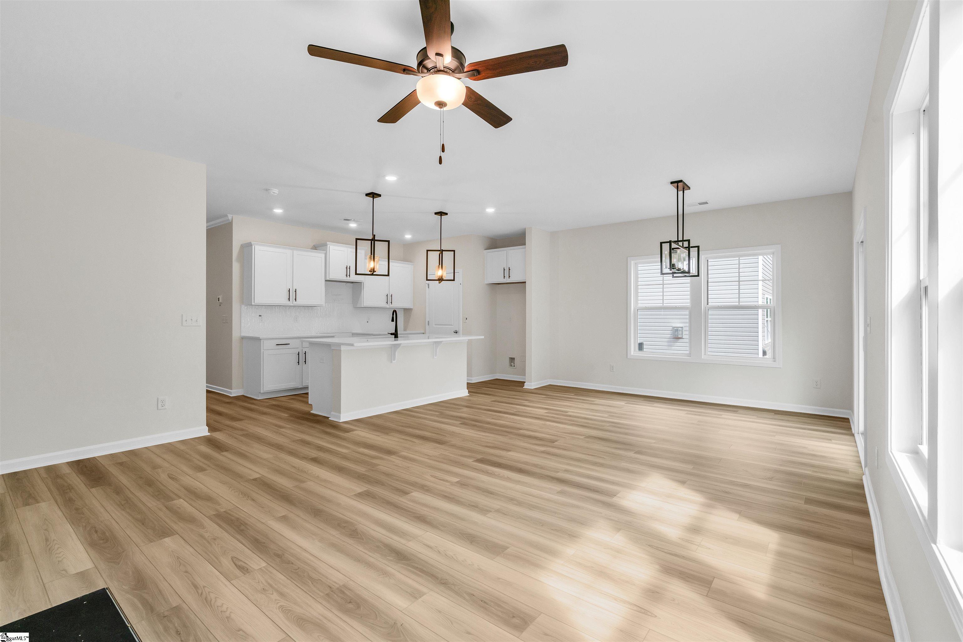 136 Hunter Ridge Drive Boiling Springs, SC 29316 - Photo 18 of 35 Gallery Image 18