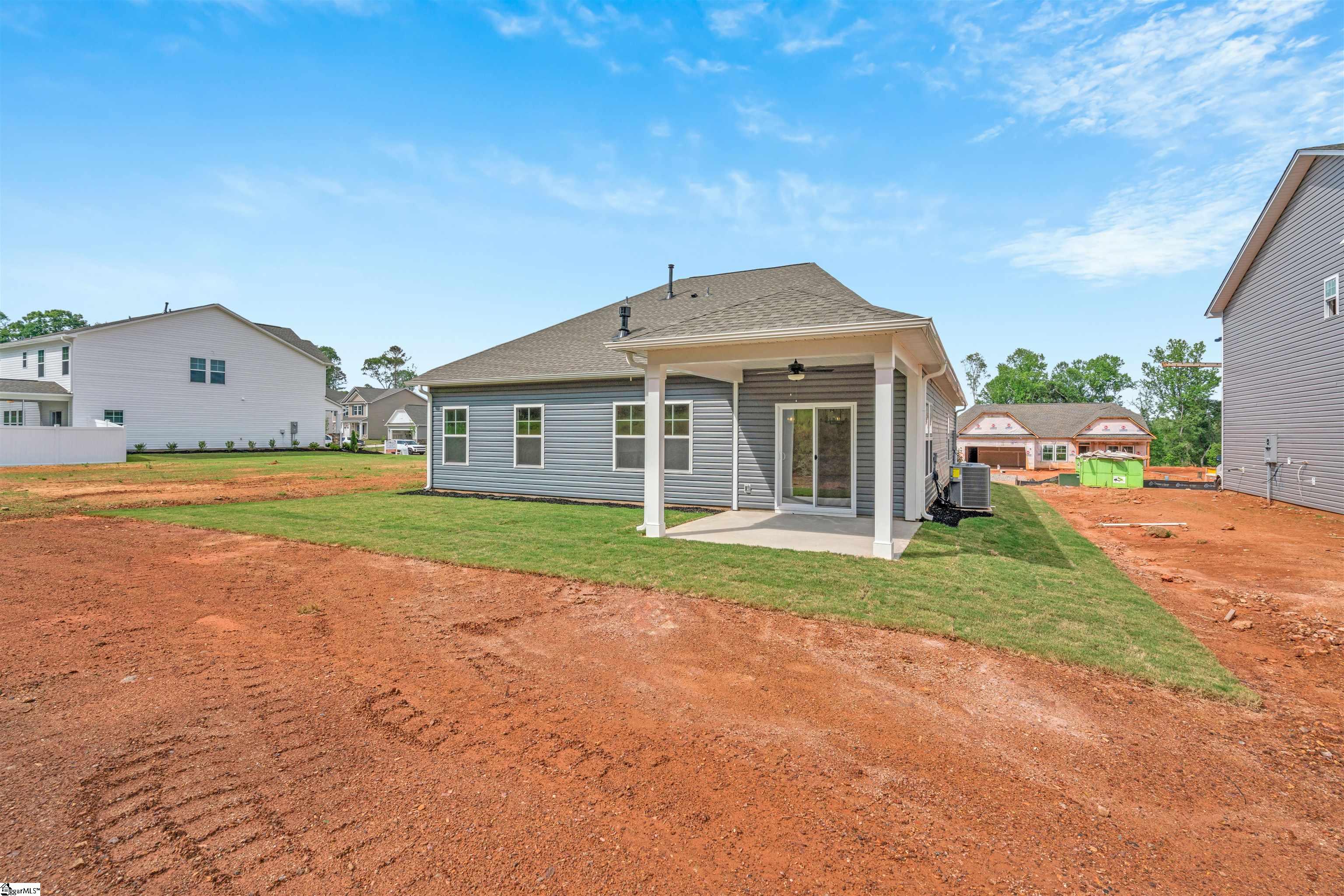 136 Hunter Ridge Drive Boiling Springs, SC 29316 - Photo 2 of 35 Gallery Image 2