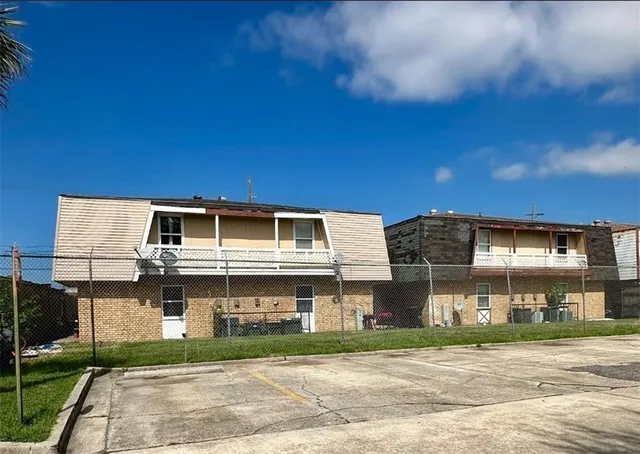 $389,900 | 10680 Lincoln Street, New Orleans, LA 70131