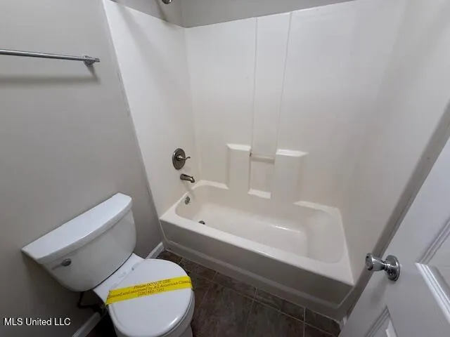 $2,200 | 619 Hillside Drive, Biloxi, MS 39532