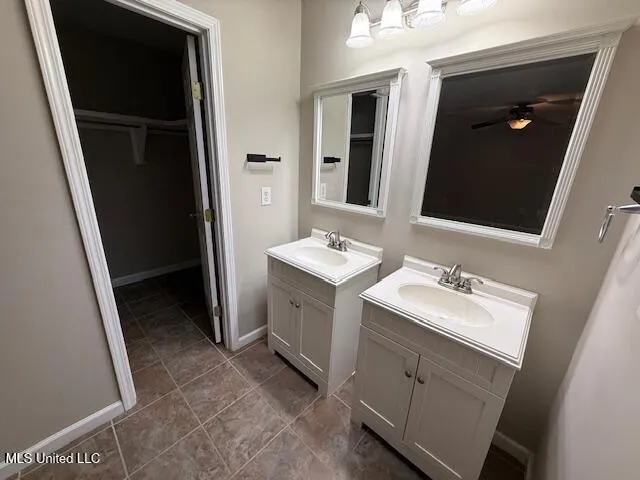 $2,200 | 619 Hillside Drive, Biloxi, MS 39532