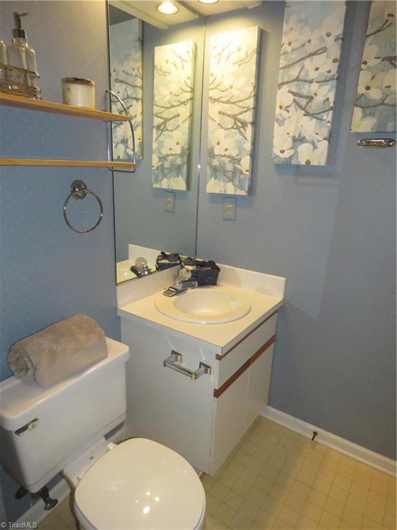 6013 Old Plank Road Winston-Salem, NC 27106 - Photo 11 of 24