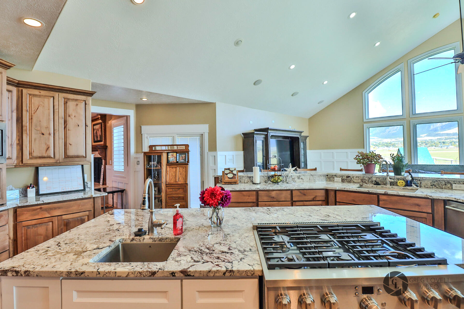 692 5020 North Enoch, UT 84721 - Photo 14 of 72 15