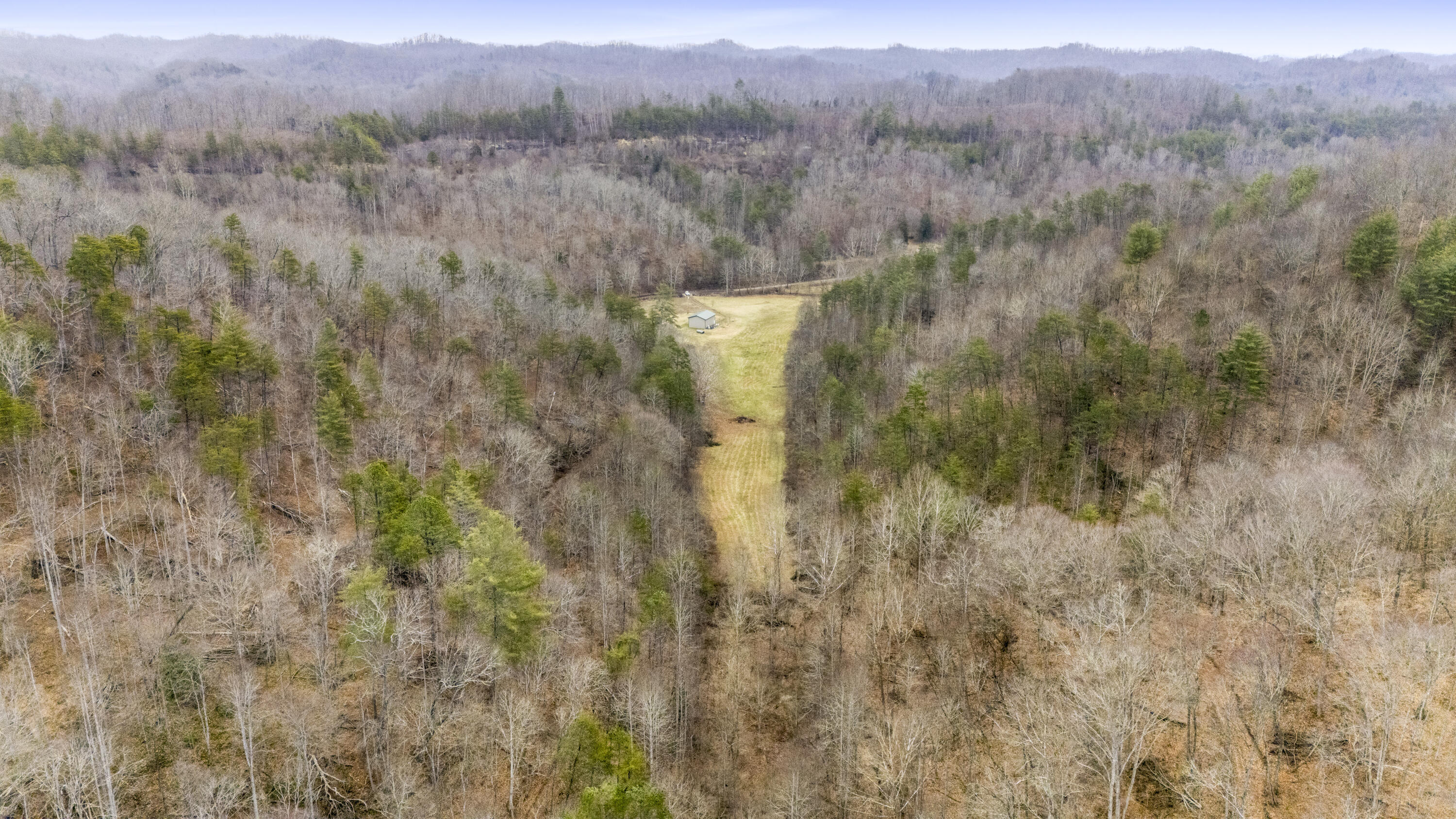 1657 Cave Branch Road Campton, KY 41301 - Photo 6 of 26 DJI_20250205112213_0128_D