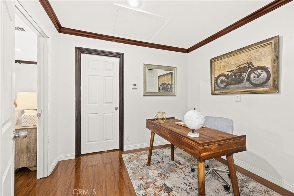 5620 Halifax Road Arcadia, CA 91007 - Photo 10 of 21 a view of a livingroom with furniture and wooden floor