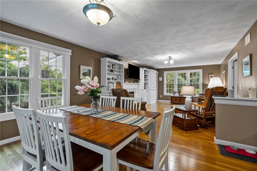96 Wickham Road North Kingstown, RI 02852 - Photo 11 of 48 Gallery Image 11