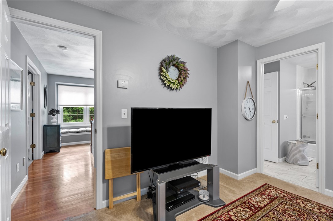 96 Wickham Road North Kingstown, RI 02852 - Photo 31 of 48 Gallery Image 31
