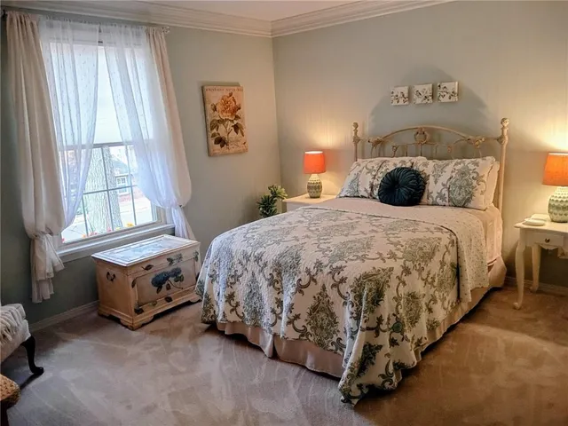 $469,000 | 324 LakeWood Drive, Butler, PA 16001