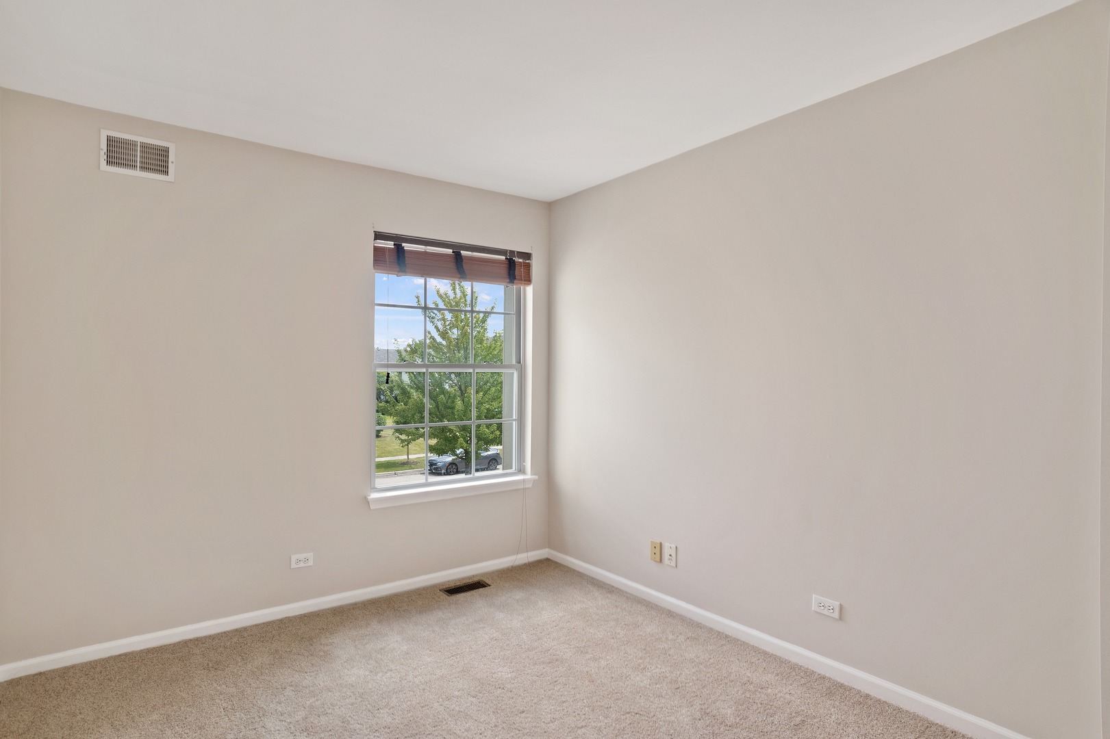 819 Crossing Way, Unit 819 St. Charles, IL 60174 - Photo 11 of 17