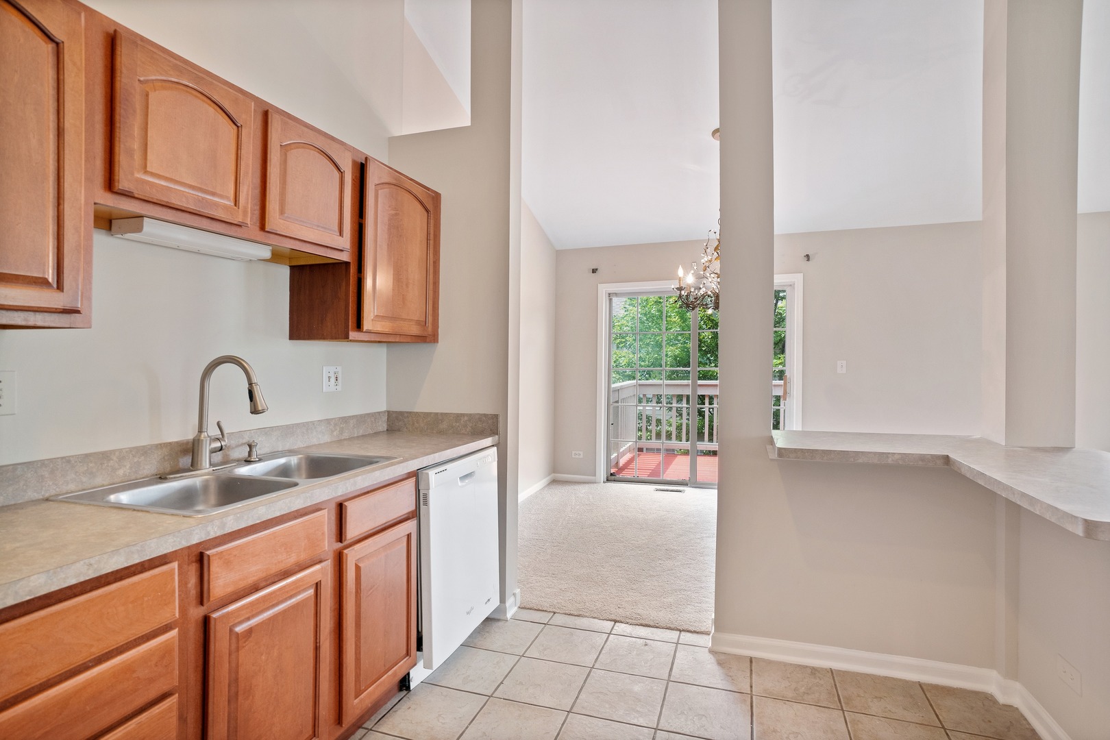 819 Crossing Way, Unit 819 St. Charles, IL 60174 - Photo 7 of 17