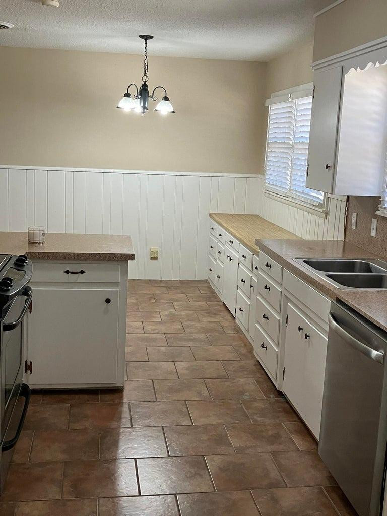 2808 West 11th Plainview, TX 79072 - Photo 16 of 50 Photo 16