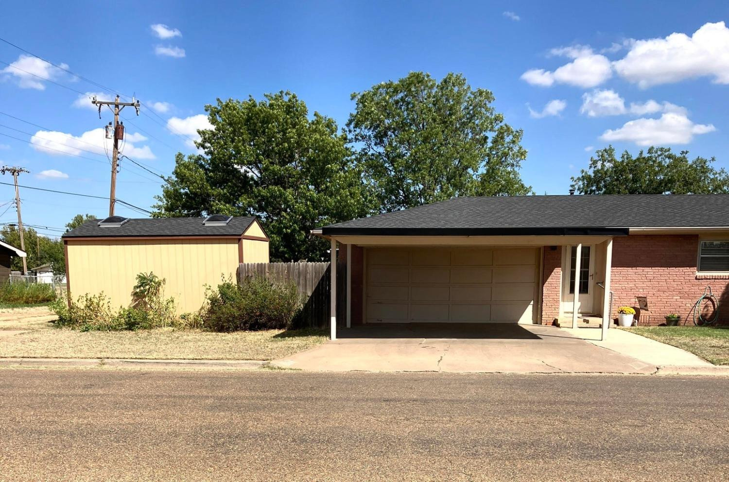 2808 West 11th Plainview, TX 79072 - Photo 2 of 50 Photo 2