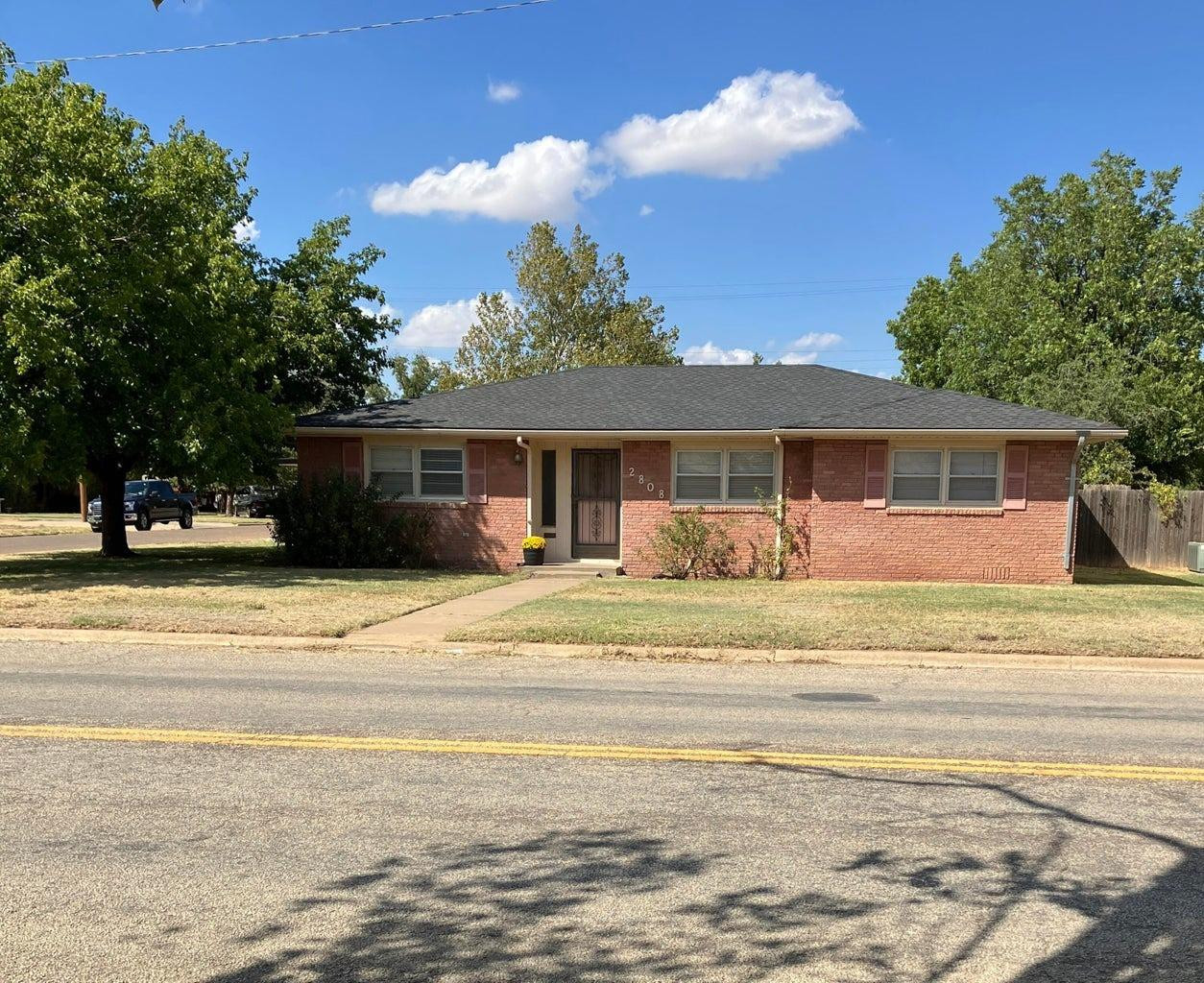 2808 West 11th Plainview, TX 79072 - Photo 3 of 50 Photo 3