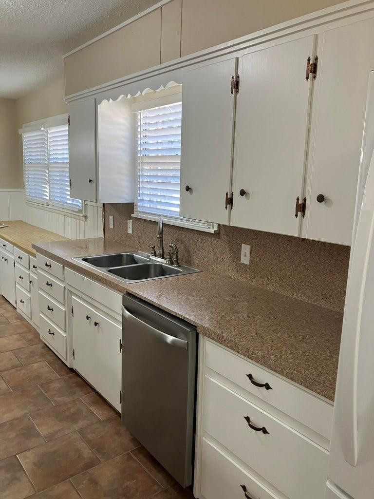 2808 West 11th Plainview, TX 79072 - Photo 7 of 50 Photo 7