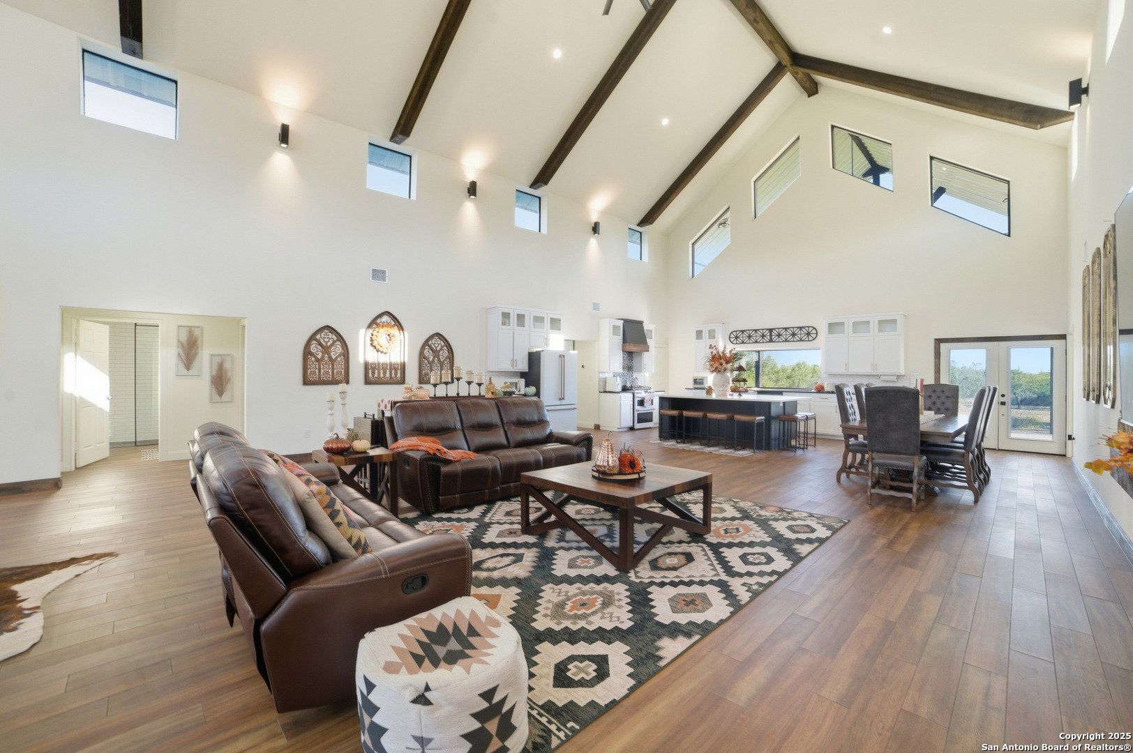 11103 Jarratt Road Atascosa, TX 78002 - Photo 12 of 38