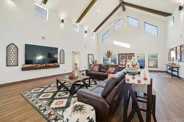 $1,100,000 | 11103 Jarratt Road, Atascosa, TX 78002