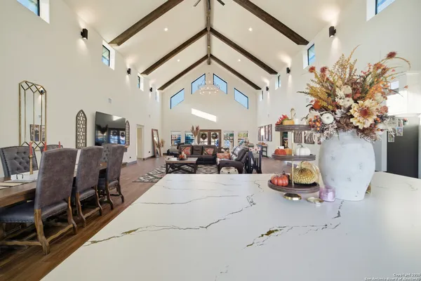 $1,100,000 | 11103 Jarratt Road, Atascosa, TX 78002