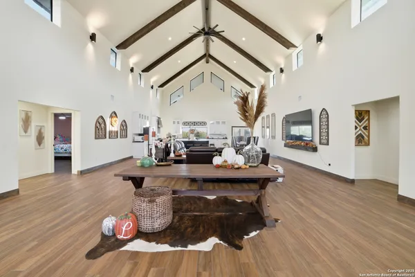 $1,100,000 | 11103 Jarratt Road, Atascosa, TX 78002