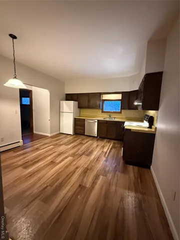 $1,495 | 90 West Main Street, Walden, NY 12586