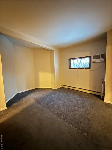 $1,495 | 90 West Main Street, Walden, NY 12586