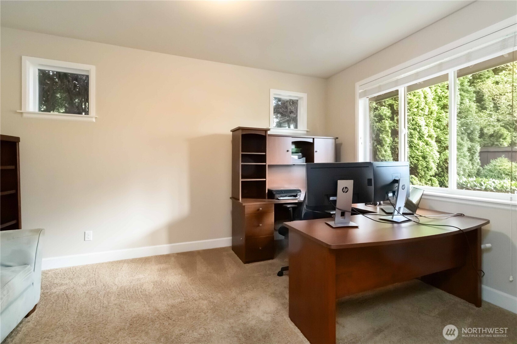 6721 Southeast 2nd Street Renton, WA 98059 - Photo 3 of 32 a workspace with furniture and window