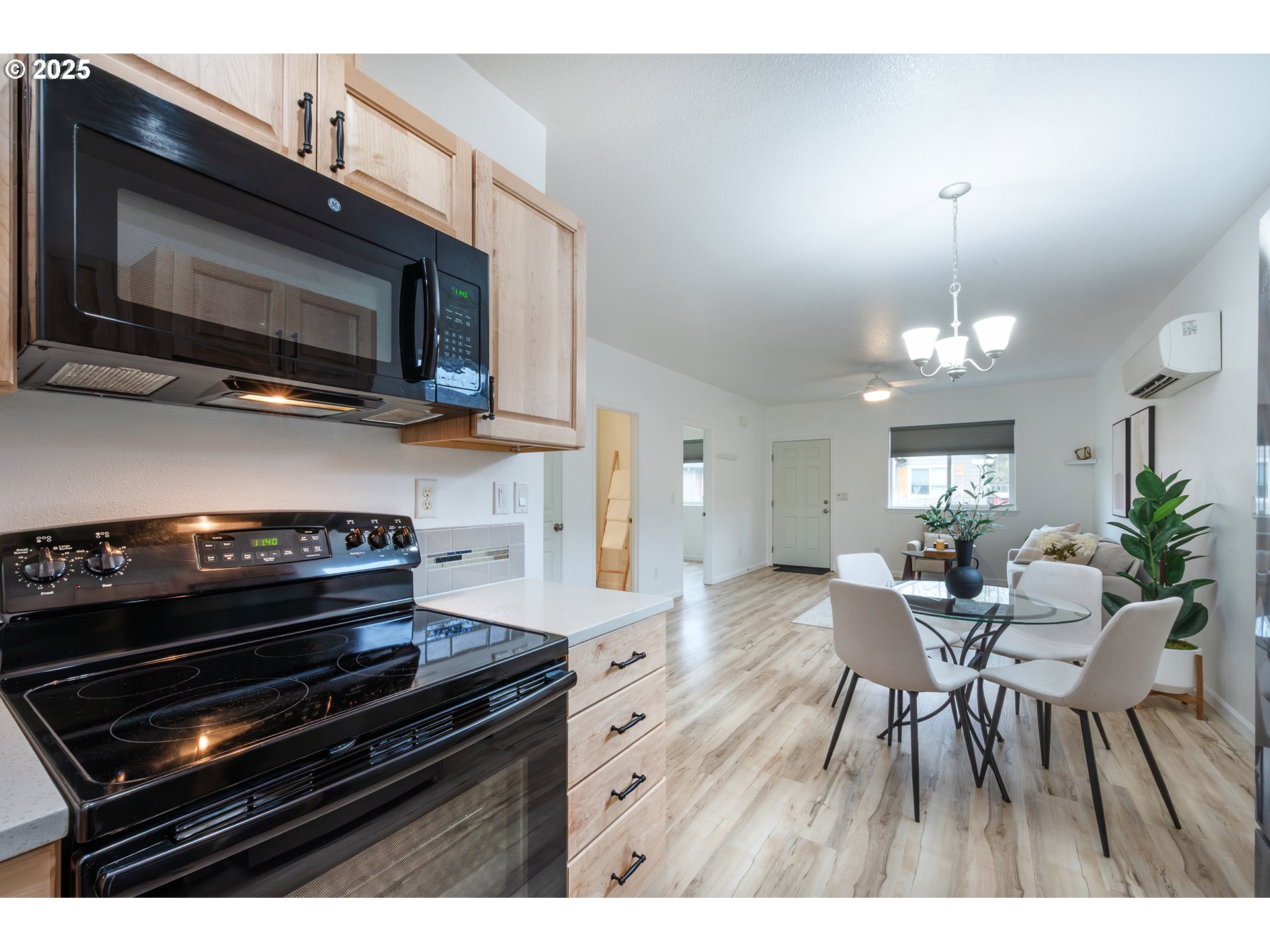 3023 Hummingbird Lane Eugene, OR 97405 - Photo 18 of 31