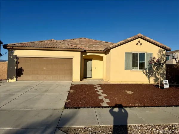 $2,895 | 914 Haviture Way, Hemet, CA 92543