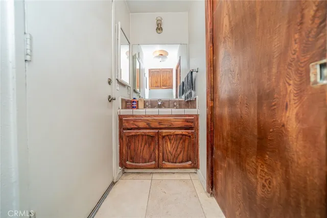 a view of a backyard of the house