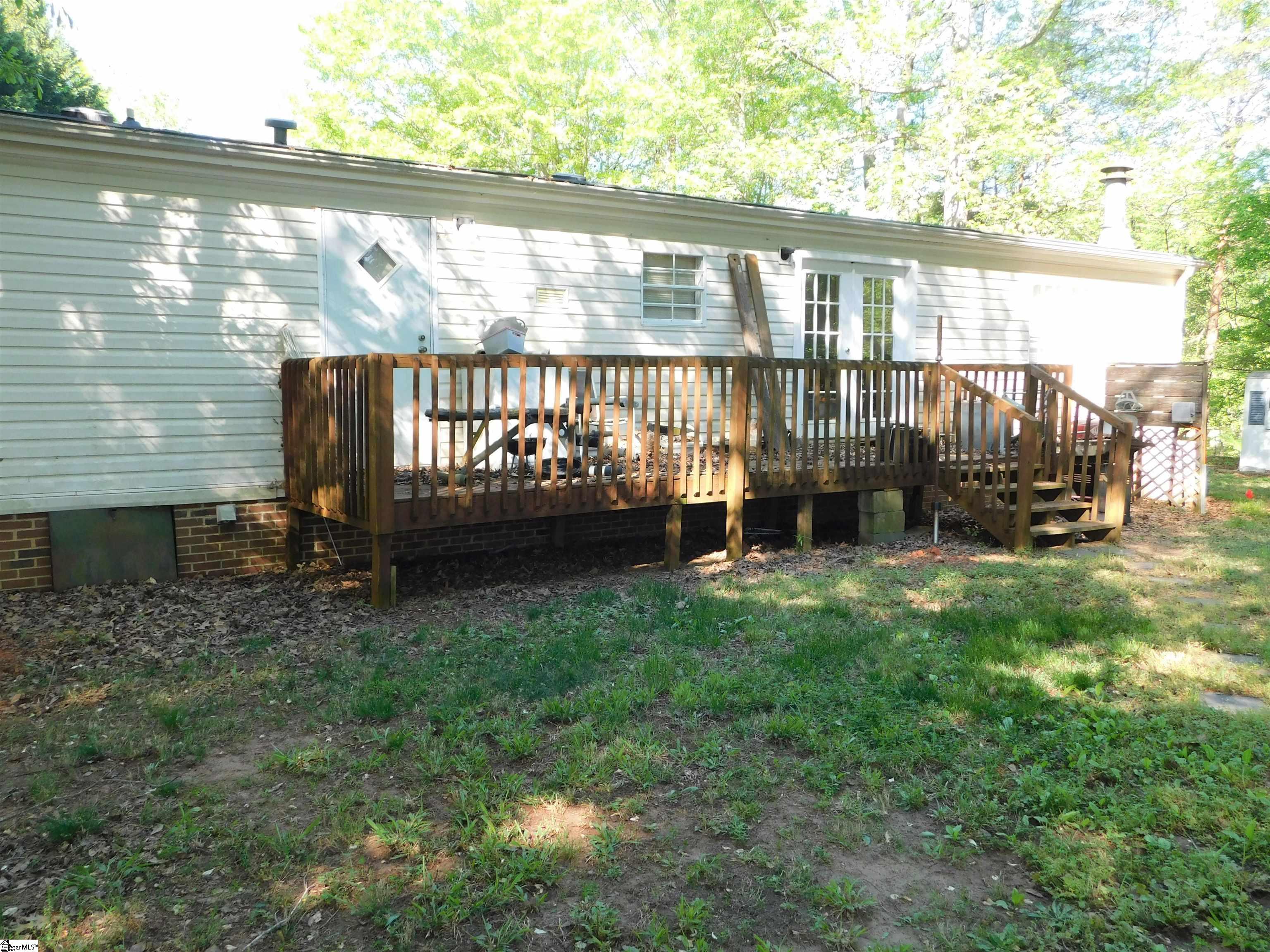 194 Fitts Road Greer, SC 29651 - Photo 3 of 19 Gallery Image 3