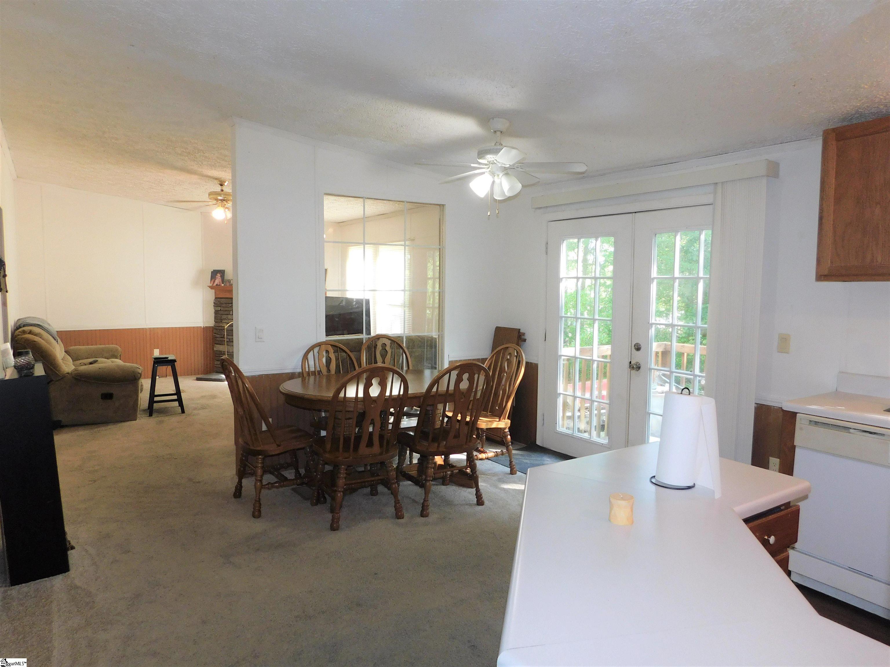 194 Fitts Road Greer, SC 29651 - Photo 7 of 19 Gallery Image 7